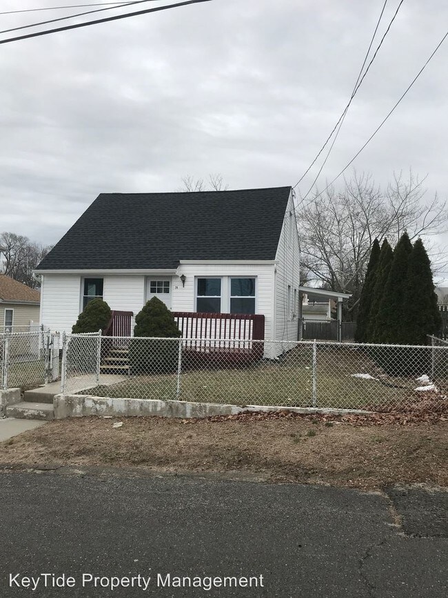Building Photo - 3 br, 1 bath House - 74 Franklin Ave
