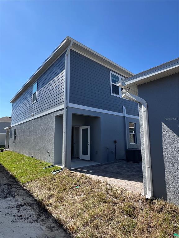 Building Photo - 716 Squire Ave