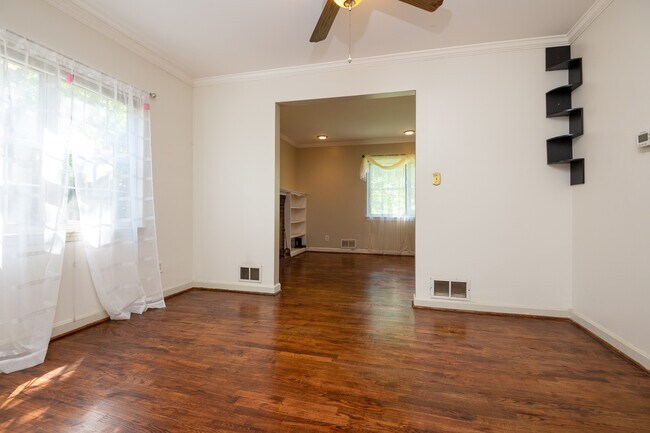 Foto del edificio - 1514 Delmont Ln