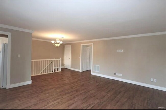 Foto del edificio - 517 Summer Winds Ln