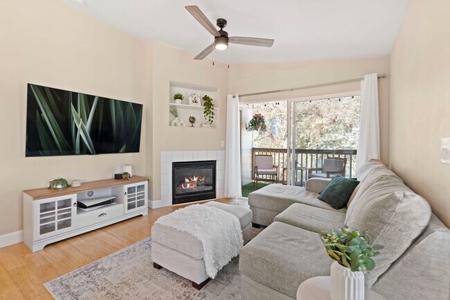 Foto del edificio - Best 2 Bed, 2 Bath Condo in Willow Ranch.