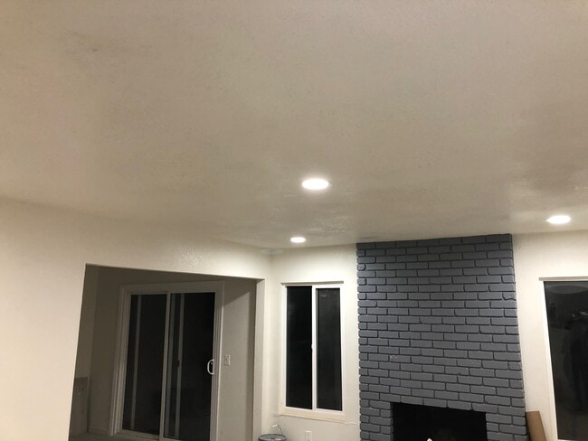 Foto del edificio - 948 Goldenleaf Way