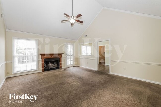 Building Photo - 5156 Barkshire Dr