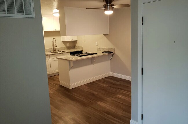 Foto del edificio - 2300-2306 G St