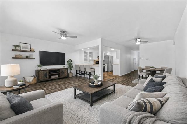 Building Photo - 4002 Ridglea Country Club Dr
