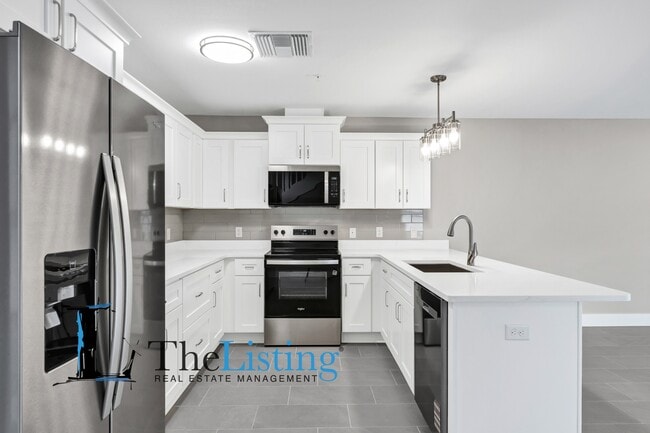 Building Photo - 39 SE 15th Terrace