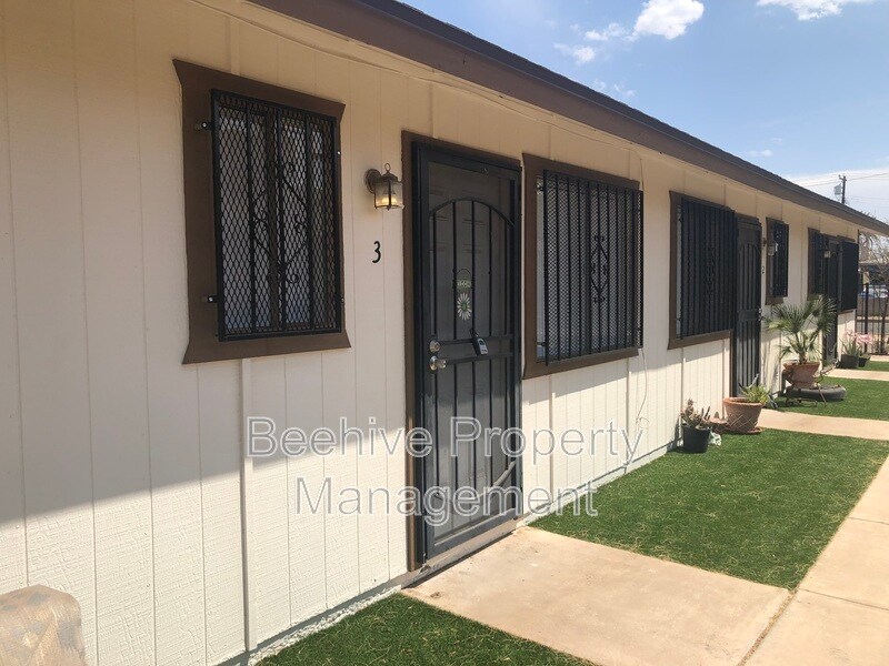 Foto principal - 1638 E Monroe St