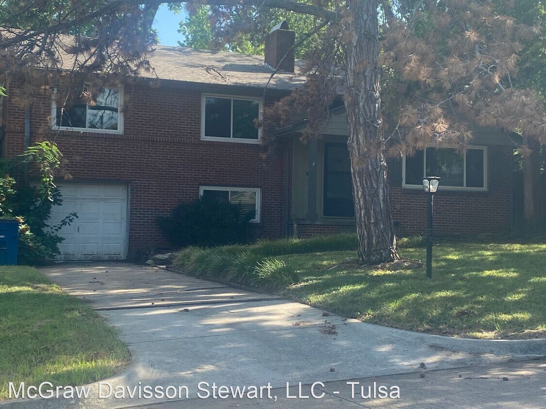 Primary Photo - 3 br, 2 bath House - 3722 E 37th St