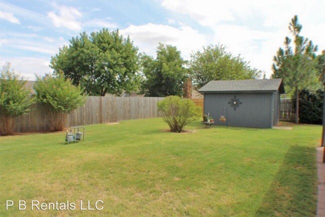 Building Photo - 3 br, 2 bath House - 913 NW Becontree Place