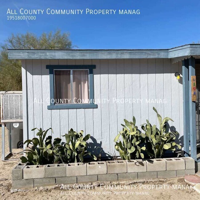 Building Photo - 2 Bed 1 Bath Single Family Home in Joshua ...