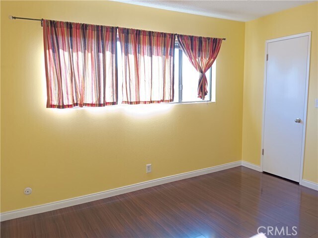 Foto del edificio - 14730 Normandie Ave