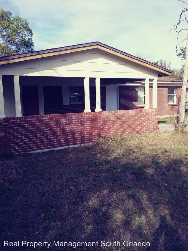 120 Bob Thomas Cir, Sanford, FL 32771 House for Rent in Sanford, FL
