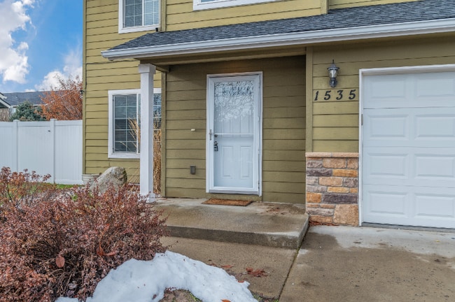Building Photo - 1535 N Jupiter Ct