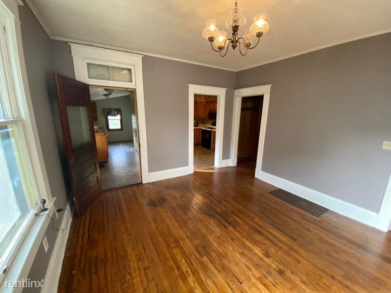 Primary Photo - 3 br, 2 bath House - 706 Mound St