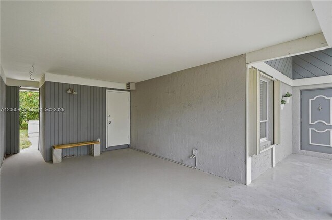 Building Photo - 7196 SW 22nd Pl