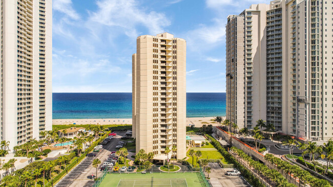 Foto del edificio - 2800 N Ocean Dr