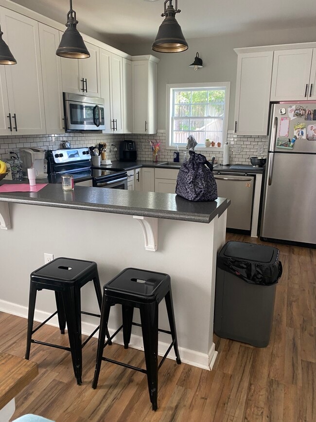 327 Jack Hampton Dr, Auburn, AL 36830 Townhome Rentals in Auburn AL