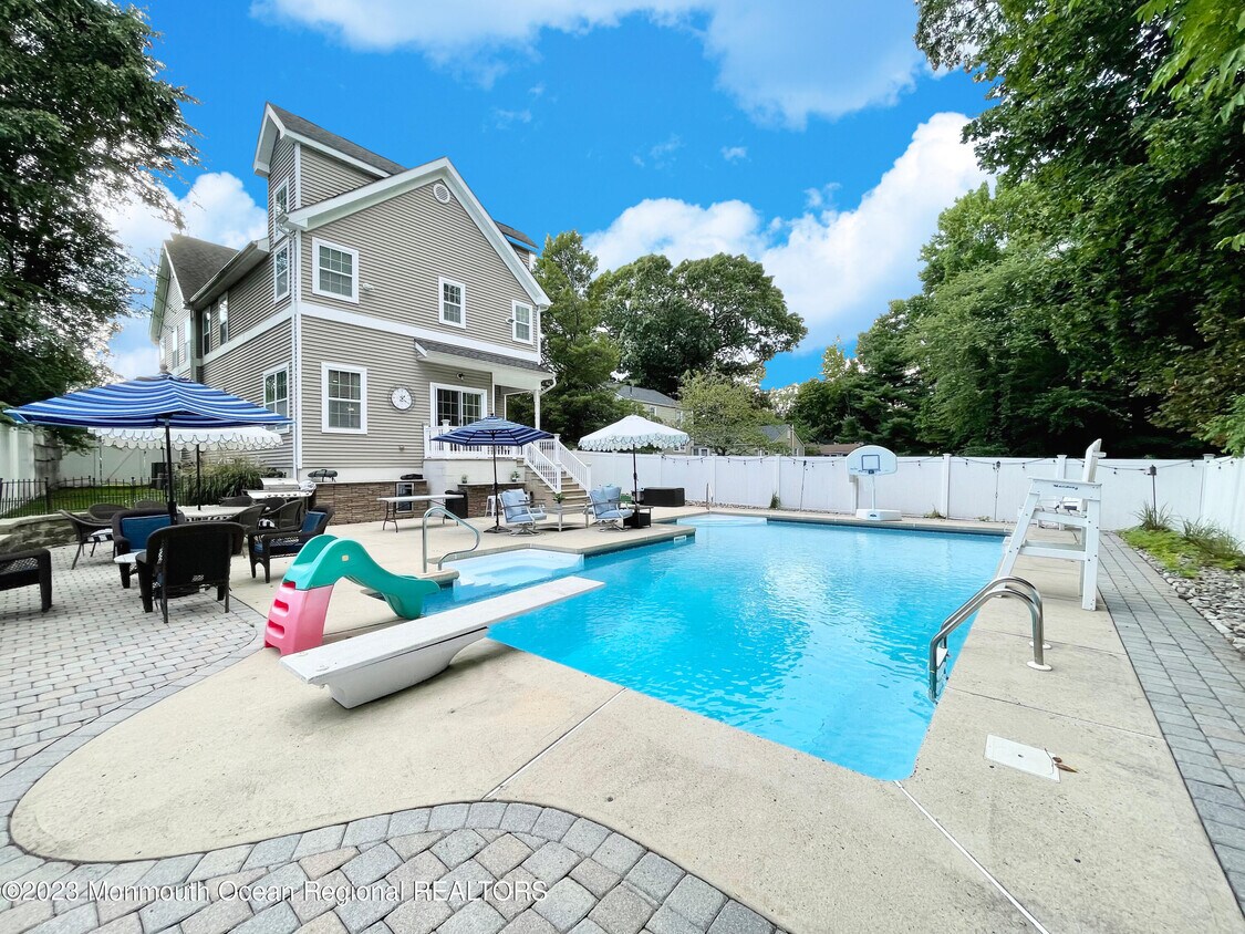 211 Oakhurst Rd, Ocean Township, NJ 07755 House Rental in Ocean