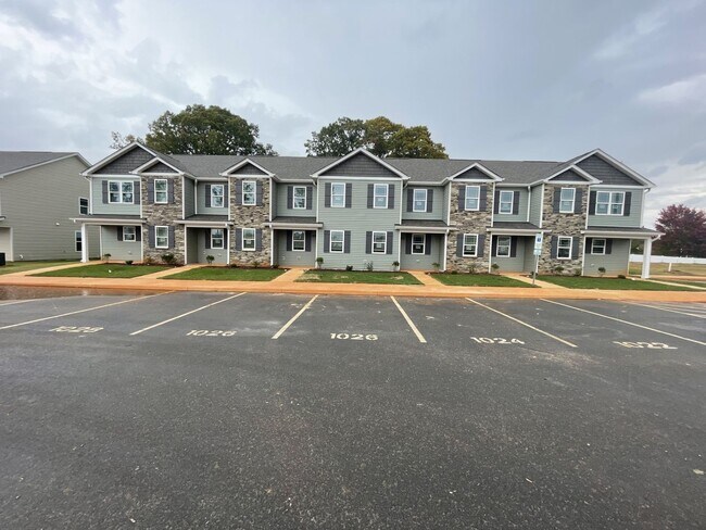 Building Photo - Brand New 2 Bedroom 2.5 Bathroom Townhome!