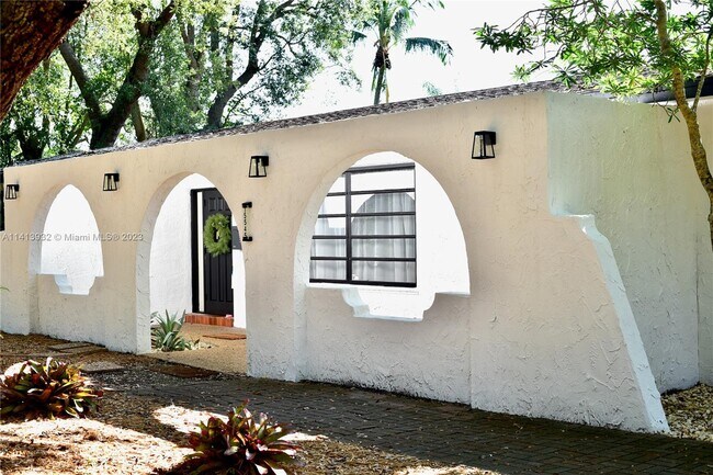 Foto del edificio - 15545 SW 78th Pl