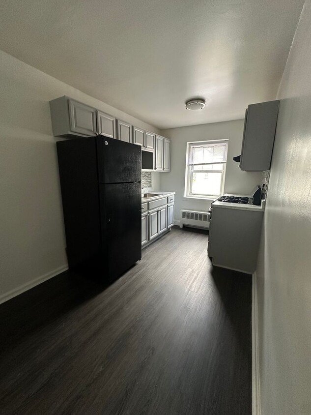 Building Photo - Rutgers Arms