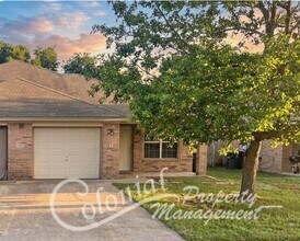 Building Photo - 1308 Chips Dr