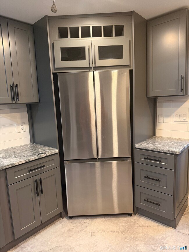 Foto del edificio - 8 Eddy Rd