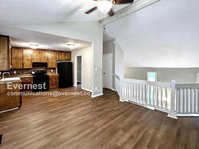 Foto del edificio - 5970 Dewey Heights Rd