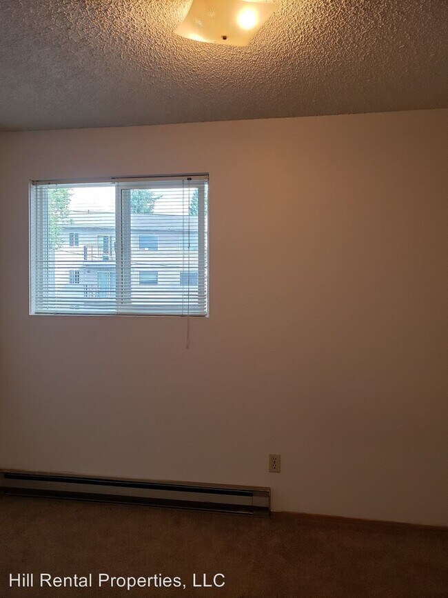 Building Photo - 2 br, 1 bath Apartment - 110 N Lilly Street