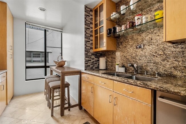 Photo - 450 N Oakhurst Dr Apartment