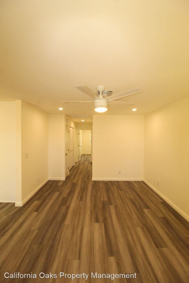 Foto del edificio - 2 br, 1 bath House - 577 Thoreau Lane