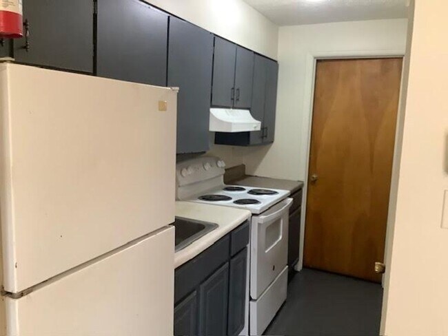 Foto del edificio - 1917 Rainbow Forest #13