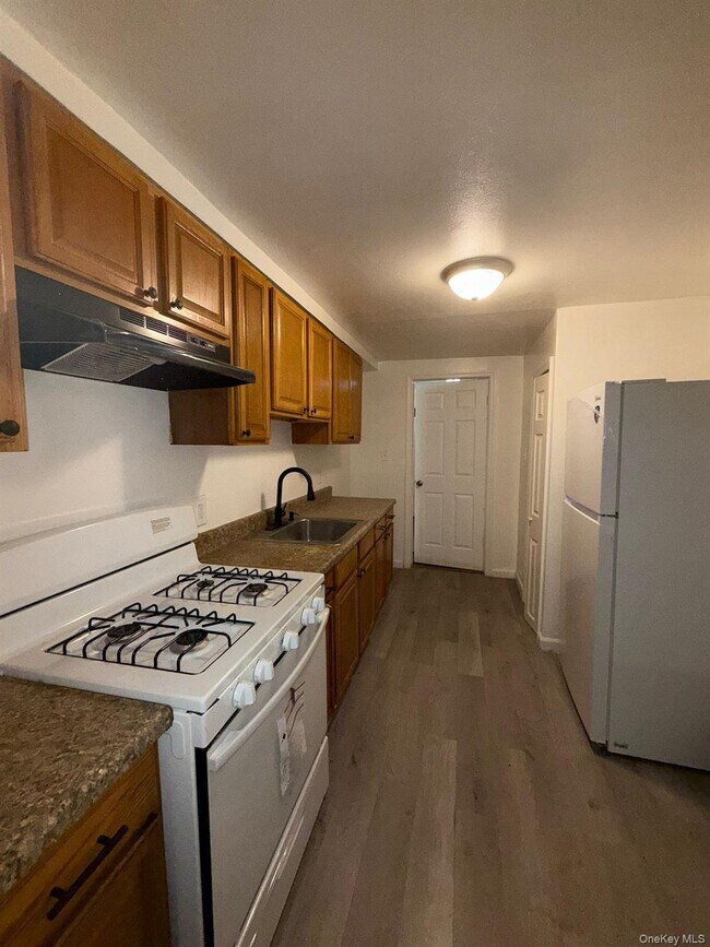 Foto del edificio - 1112 E 81st St