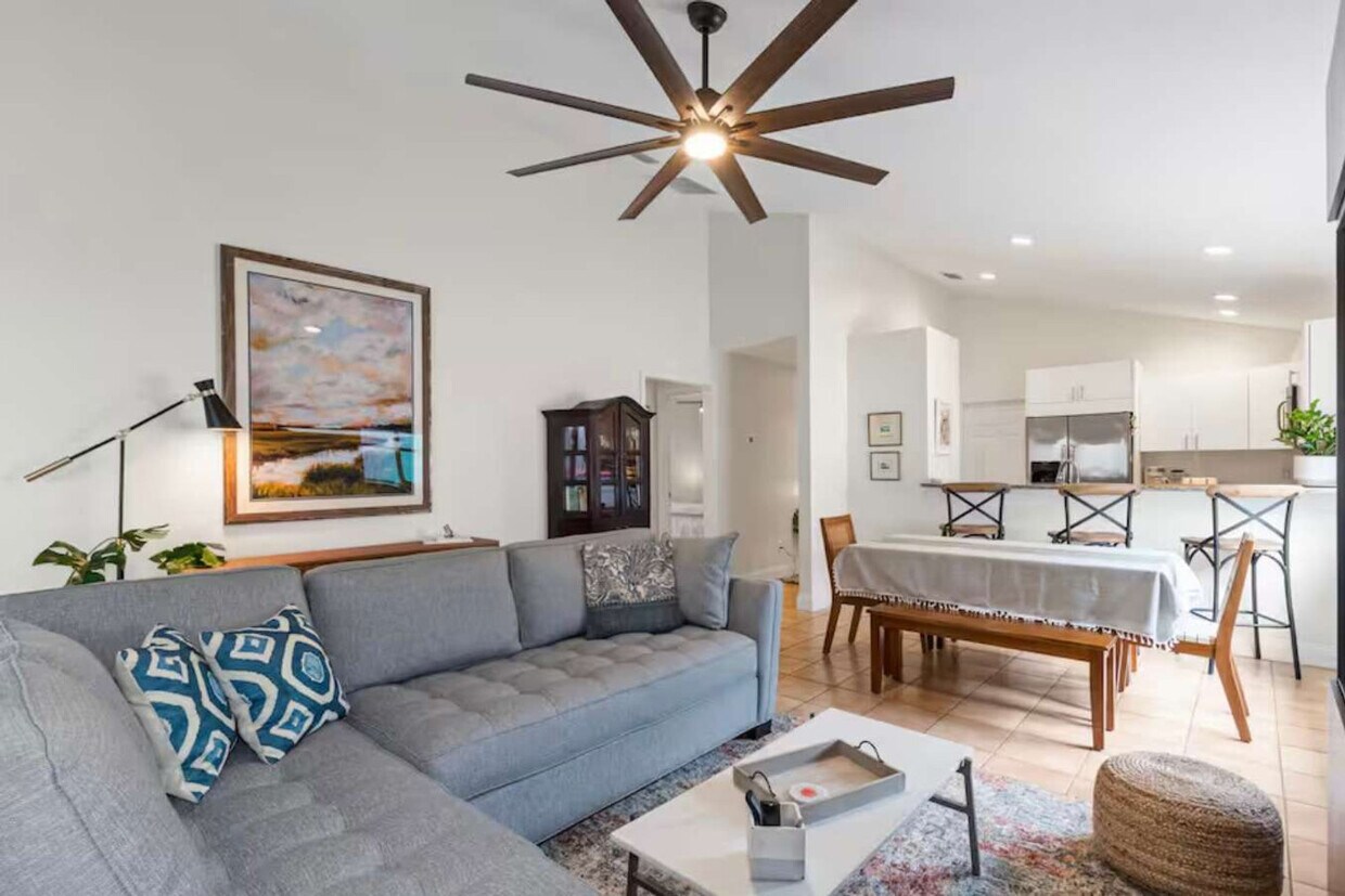 Foto principal - 1828 Castile St