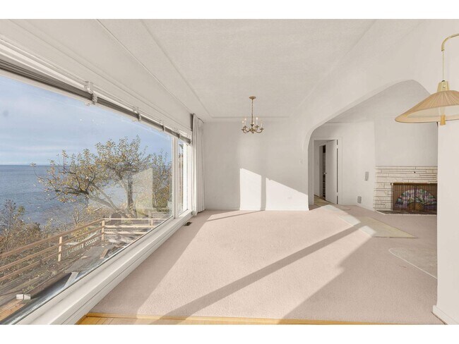 Building Photo - 14458 Marine Dr