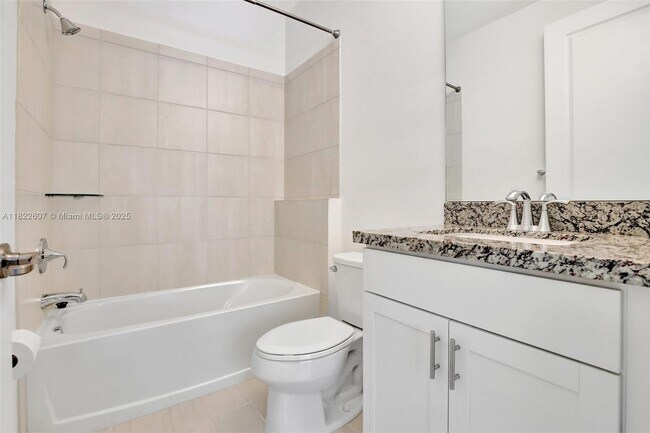 Foto del edificio - 11549 SW 13th Ct