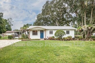 Building Photo - 2220 Mini Ranch Rd