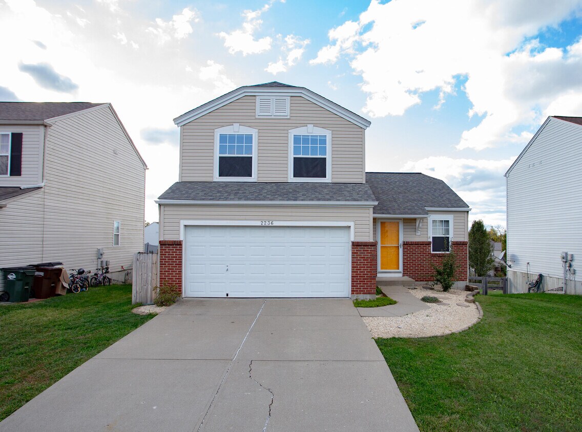 Primary Photo - 2236 W Horizon Dr