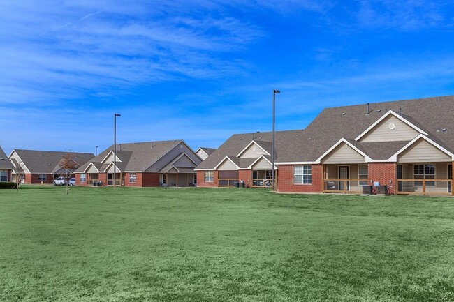 Foto del edificio - 1600 W Clements St