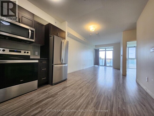 Photo du bâtiment - 128 King St N