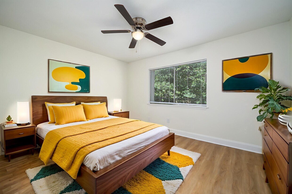 Foto principal - Beacon Pointe Apartments