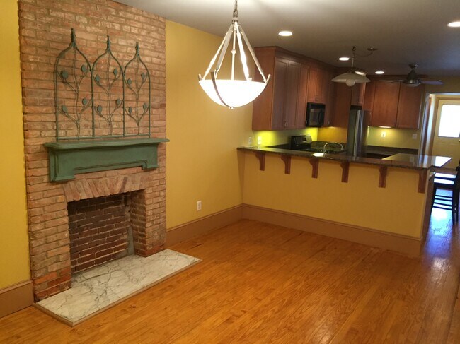 Foto del edificio - 2008 E Baltimore St