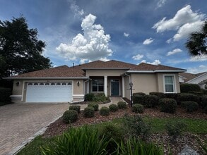 Building Photo - 8821 SW 82nd Court Rd