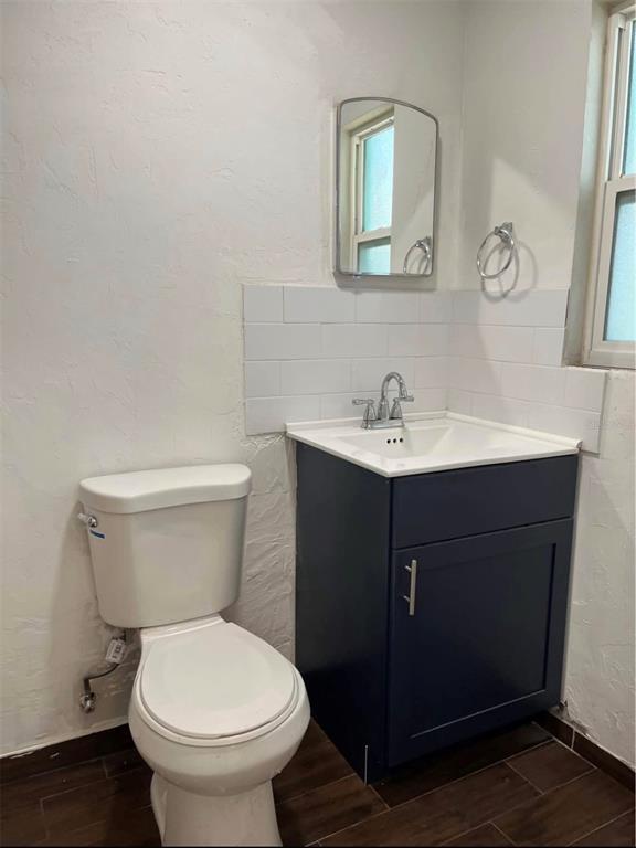 Foto del edificio - 574 Bay Esplanade