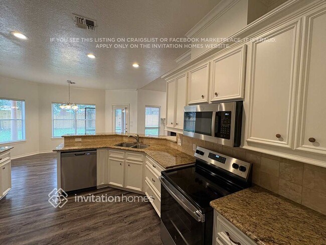 Foto del edificio - 3227 Hemingway Dr