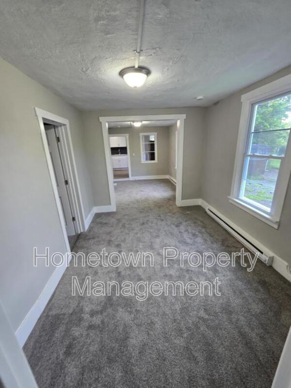 Foto del edificio - 45 Circle Ave