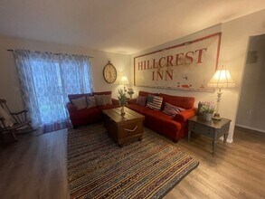 Building Photo - 2906 Vinyards Pkwy