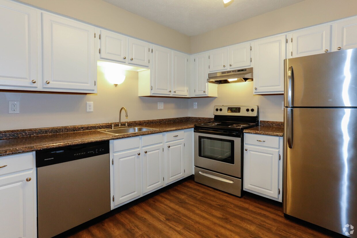 Harbour Club Apartments Apartments in Dayton, OH