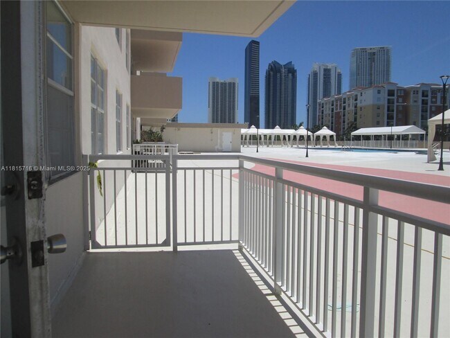 Foto del edificio - 250 174th St