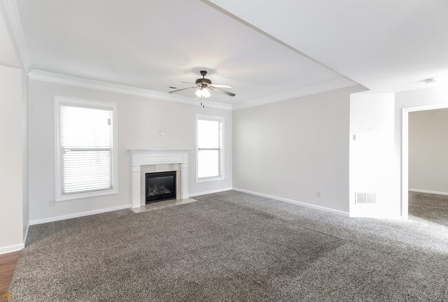Building Photo - 1549 Station Ridge Dr SE
